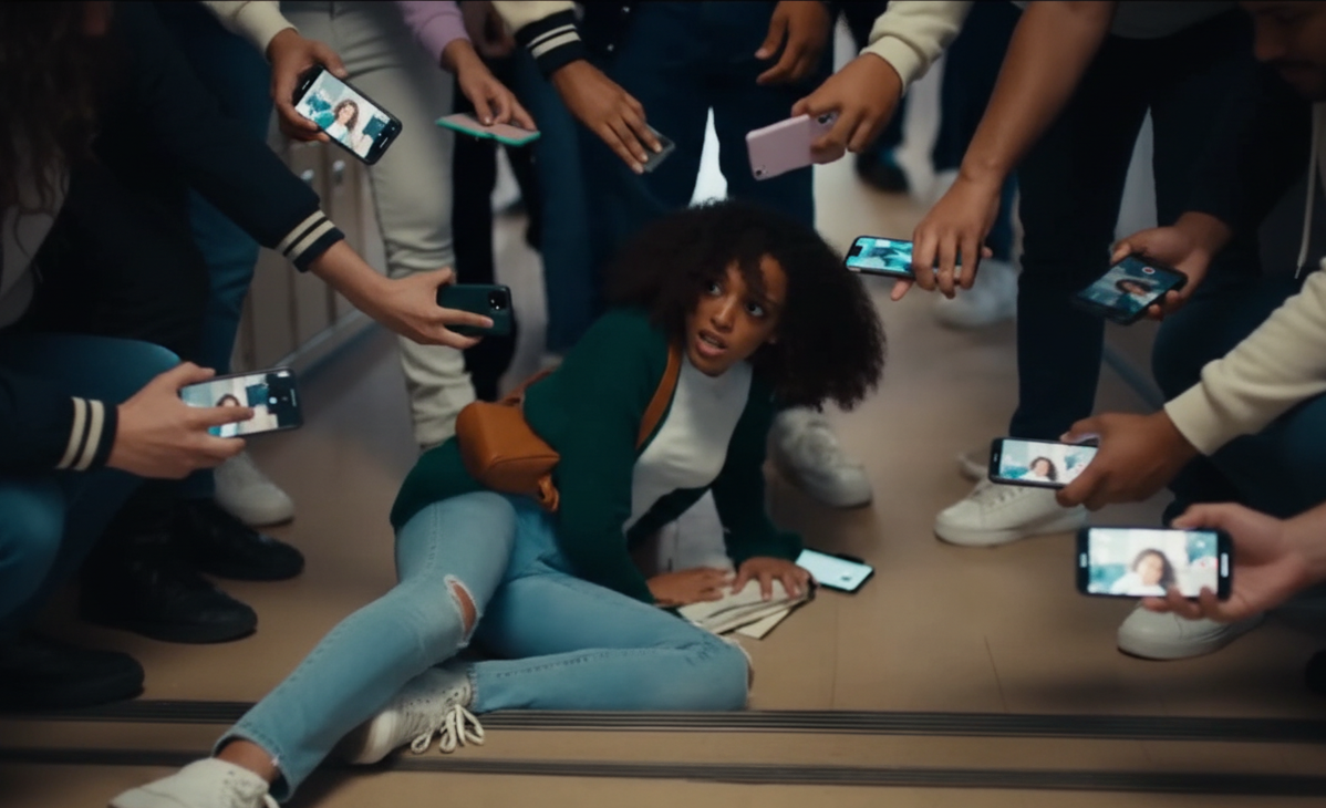 ​̲𝐏​̲𝐀​̲𝐑​̲𝐓​̲ ​̲𝟐: They Pushed Her Down the Stairs — Then Her Soldier Father Walked In